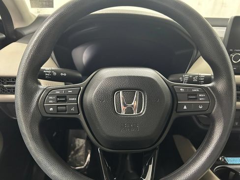 Used 2024 Honda HR-V LX image 18