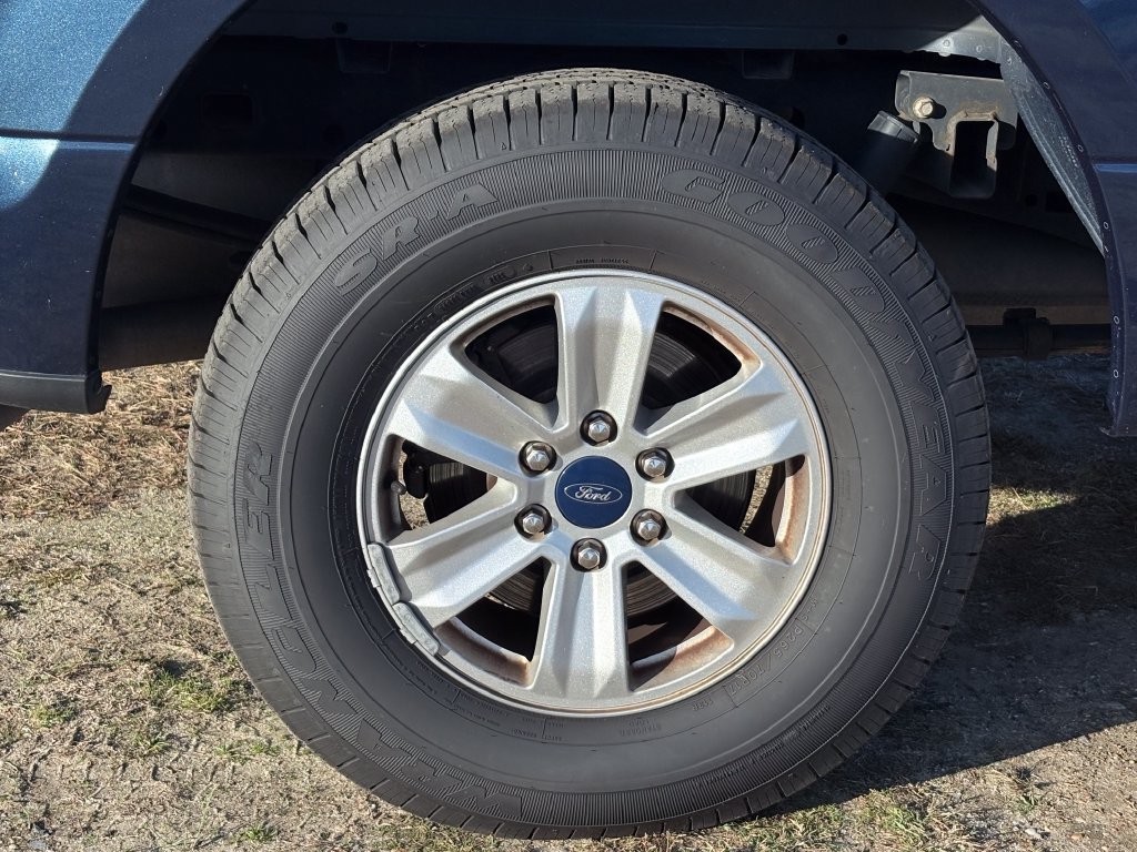 Used 2018 Ford F150 XL w/ Equipment Group 101A Mid AWD/4WD image 17