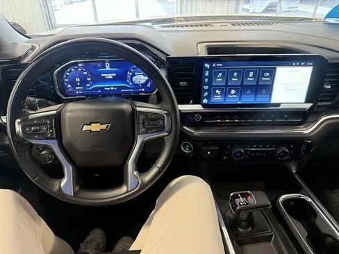 Used 2024 Chevrolet Silverado 1500 LTZ image 36
