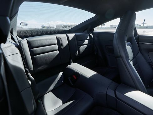 Used 2024 Porsche 911 Carrera S w/ Sport Package image 34