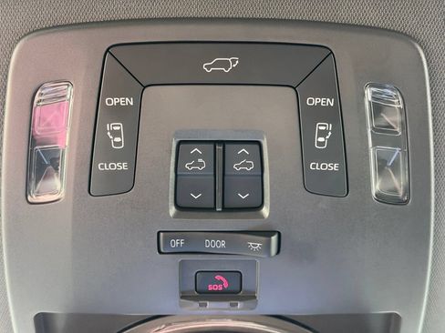 Used 2024 Toyota Sienna XSE w/ XSE Premium Package AWD/4WD image 56