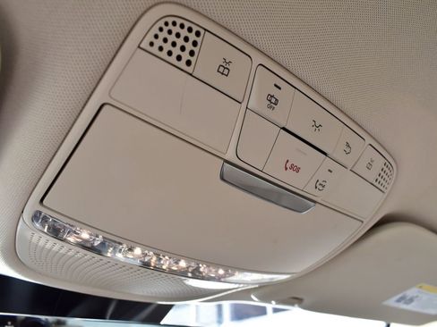 Certified 2022 Mercedes-Benz GLC 300 4MATIC image 23