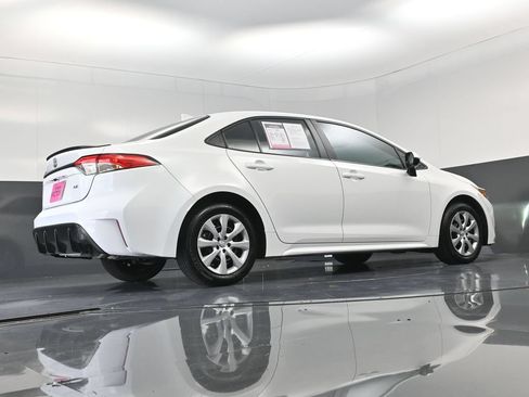 Used 2024 Toyota Corolla LE FWD image 20