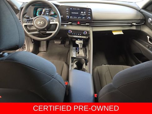 Certified 2026 Hyundai Elantra Hybrid FWD image 37