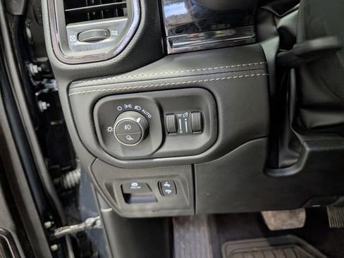 Used 2026 RAM 1500 Limited AWD/4WD image 22