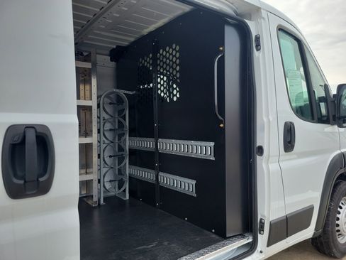 Used 2025 RAM ProMaster 2500 w/ Premium Convenience Group FWD image 16