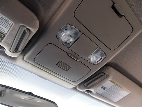 Used 2006 Toyota Tacoma PreRunner RWD image 30