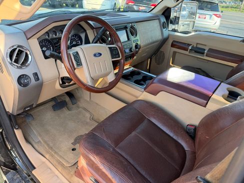 Used 2012 Ford F250 King Ranch w/ King Ranch w/Chrome Pkg AWD/4WD image 6