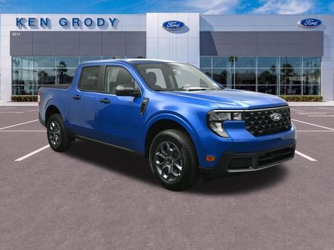 New 2026 Ford Maverick XLT FWD image 1