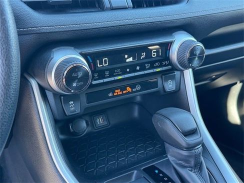 Certified 2024 Toyota RAV4 XLE image 21