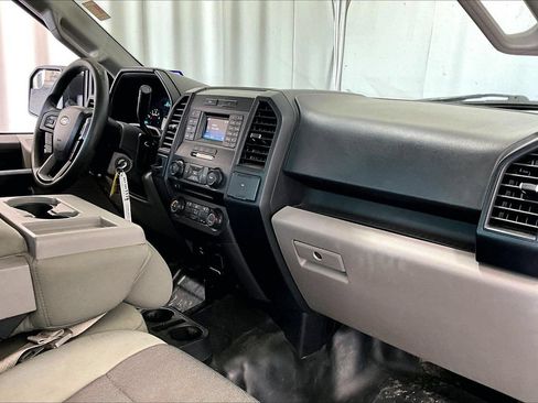 Used 2016 Ford F150 XL w/ Equipment Group 101A Mid RWD image 28