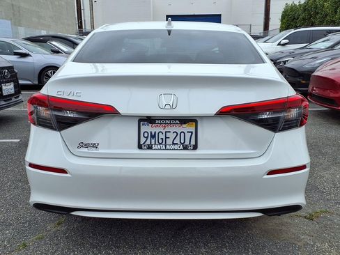Used 2022 Honda Civic LX image 10
