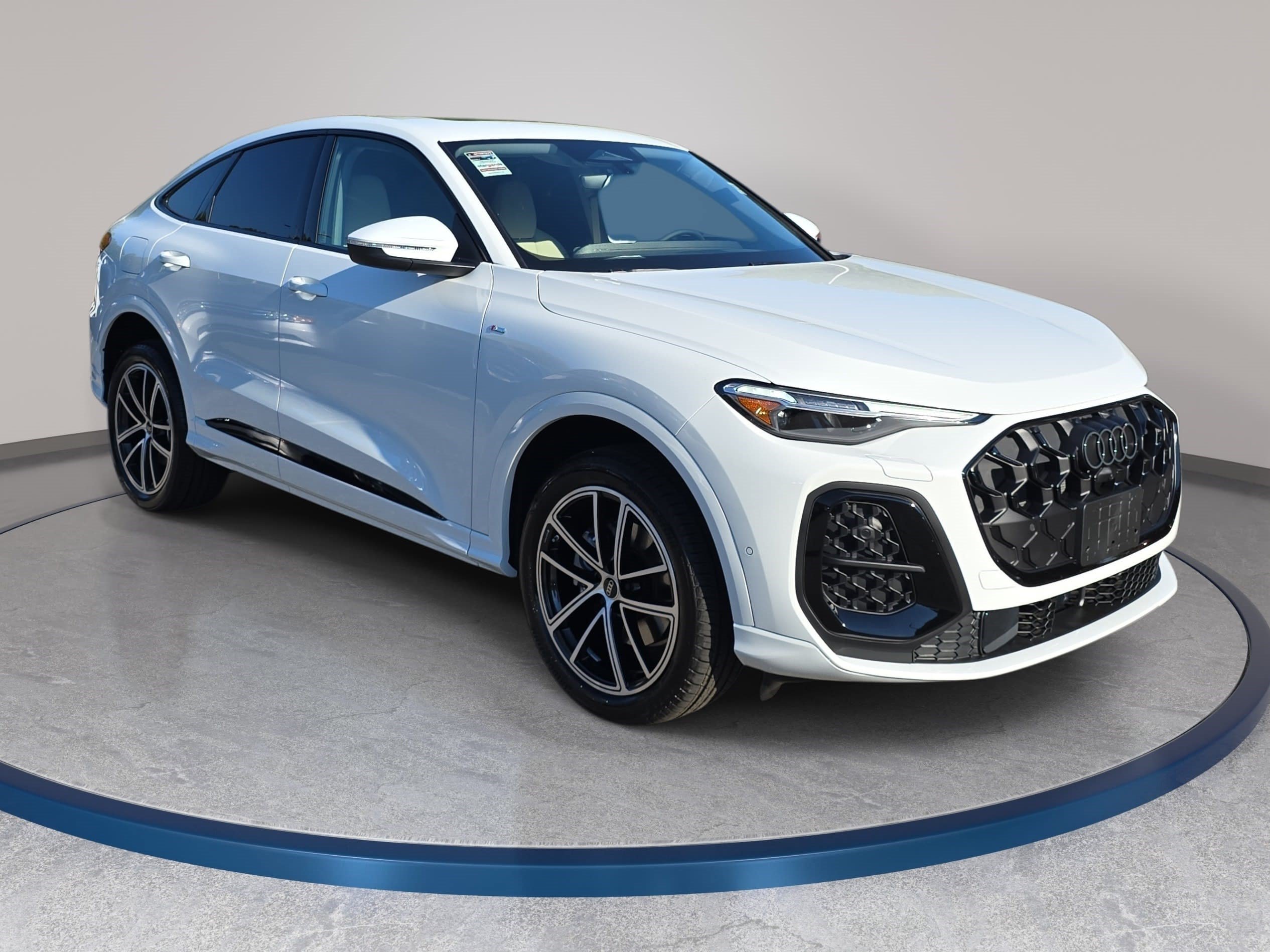 New 2026 Audi Q5 Premium Plus AWD/4WD image 3