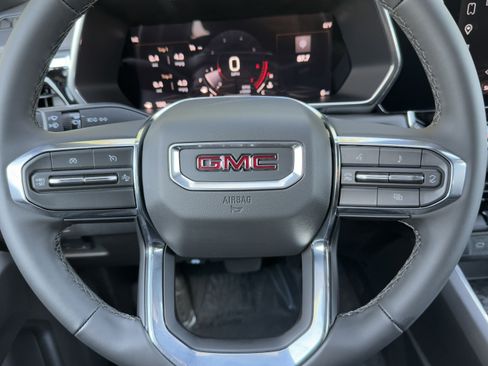 New 2026 GMC Canyon Elevation w/ Convenience Package image 74