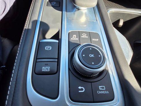 Used 2026 INFINITI QX60 Luxe w/ Cargo Package FWD image 33
