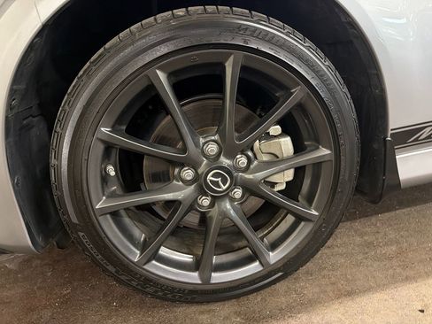 Used 2013 MAZDA MX-5 Miata Club image 16