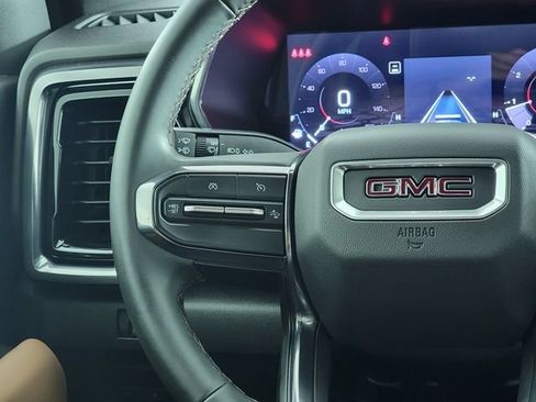 Used 2024 GMC Canyon AT4 w/ Canyon Safety Plus Package AWD/4WD image 26