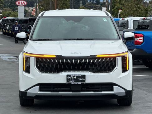 New 2026 Kia Carnival LXS image 9