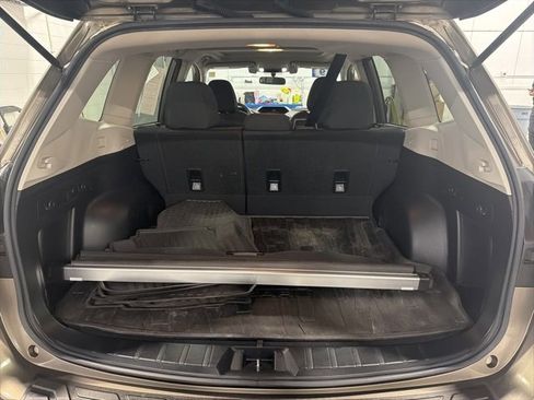Used 2019 Subaru Forester Premium image 12