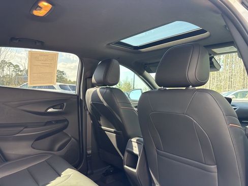 Used 2024 Buick Envista Avenir image 21