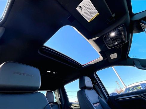 Used 2024 GMC Sierra 1500 AT4 w/ AT4 Premium Package image 17