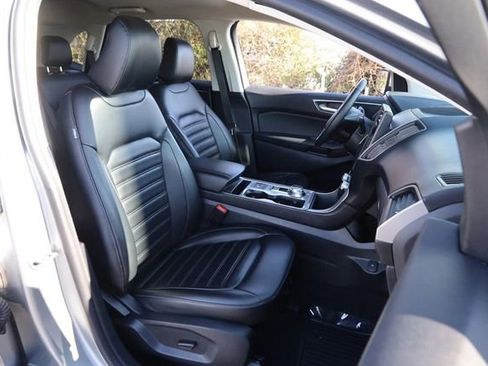 Certified 2024 Ford Edge SEL image 24