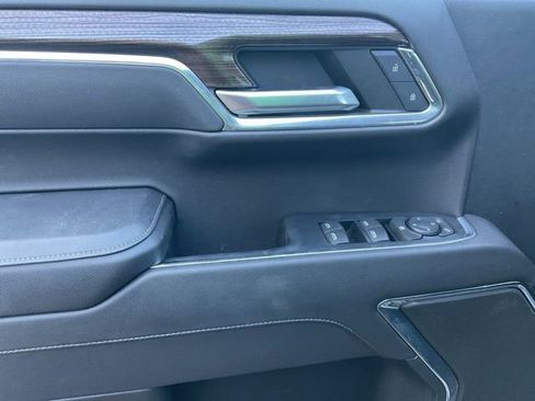 Used 2023 Chevrolet Silverado 1500 LT image 30