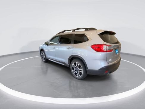 Used 2024 Subaru Ascent Touring AWD/4WD image 6
