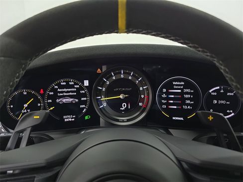Used 2025 Porsche 911 GT3 RS image 15