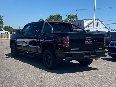 Used 2017 GMC Sierra 1500 SLT w/ All Terrain X Package AWD/4WD image 8