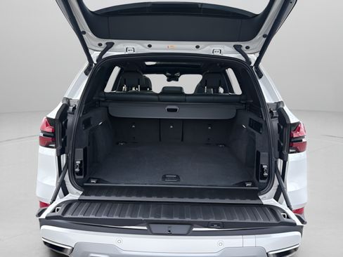Used 2024 BMW X5 sDrive40i w/ Premium Package RWD image 23