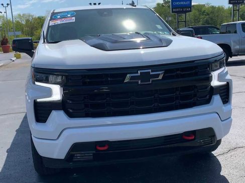 Certified 2023 Chevrolet Silverado 1500 RST w/ Redline Edition AWD/4WD image 3