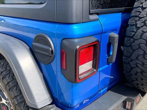 Used 2021 Jeep Wrangler Unlimited Rubicon AWD/4WD image 27