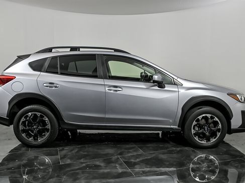Used 2022 Subaru Crosstrek 2.0i Premium AWD/4WD image 10