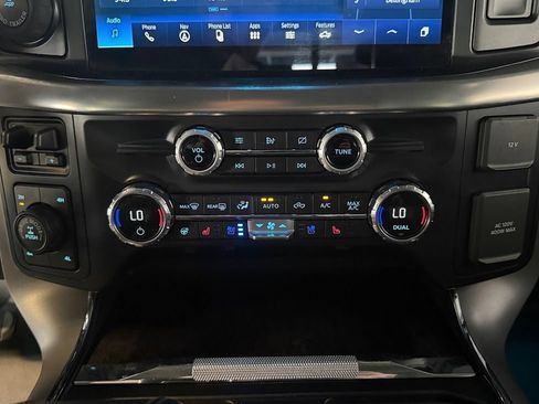 Used 2021 Ford F150 Lariat w/ Equipment Group 502A High AWD/4WD image 25