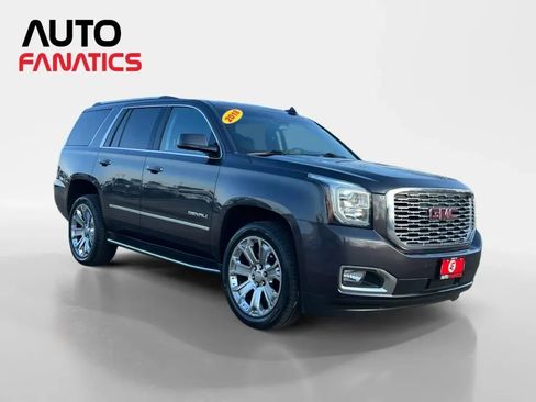 Used 2018 GMC Yukon Denali image 7
