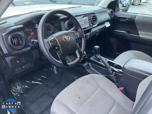 Used 2022 Toyota Tacoma SR image 8