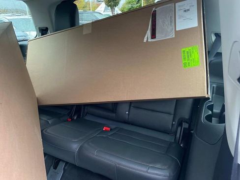 New 2025 Ford Expedition Active image 8