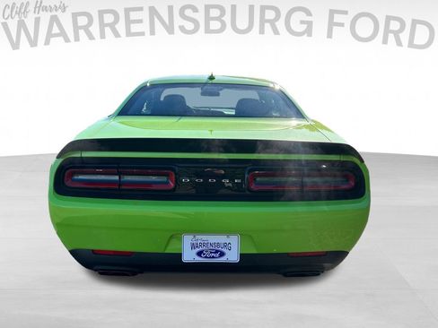 Used 2023 Dodge Challenger SRT Hellcat RWD image 6