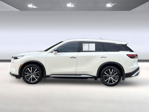 Used 2023 INFINITI QX60 Sensory w/ Cargo Package AWD/4WD image 2