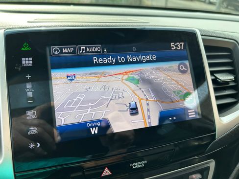 Used 2016 Honda Pilot Elite image 23