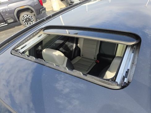 Used 2023 Honda CR-V Sport Touring image 3