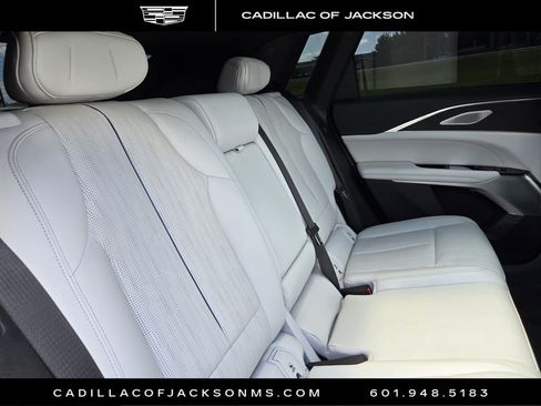 Certified 2024 Cadillac Lyriq Luxury AWD/4WD image 20