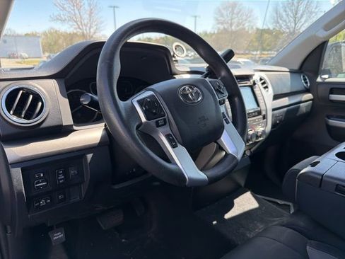 Used 2019 Toyota Tundra SR5 image 9