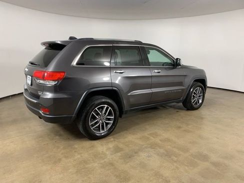Used 2019 Jeep Grand Cherokee Limited AWD/4WD image 8