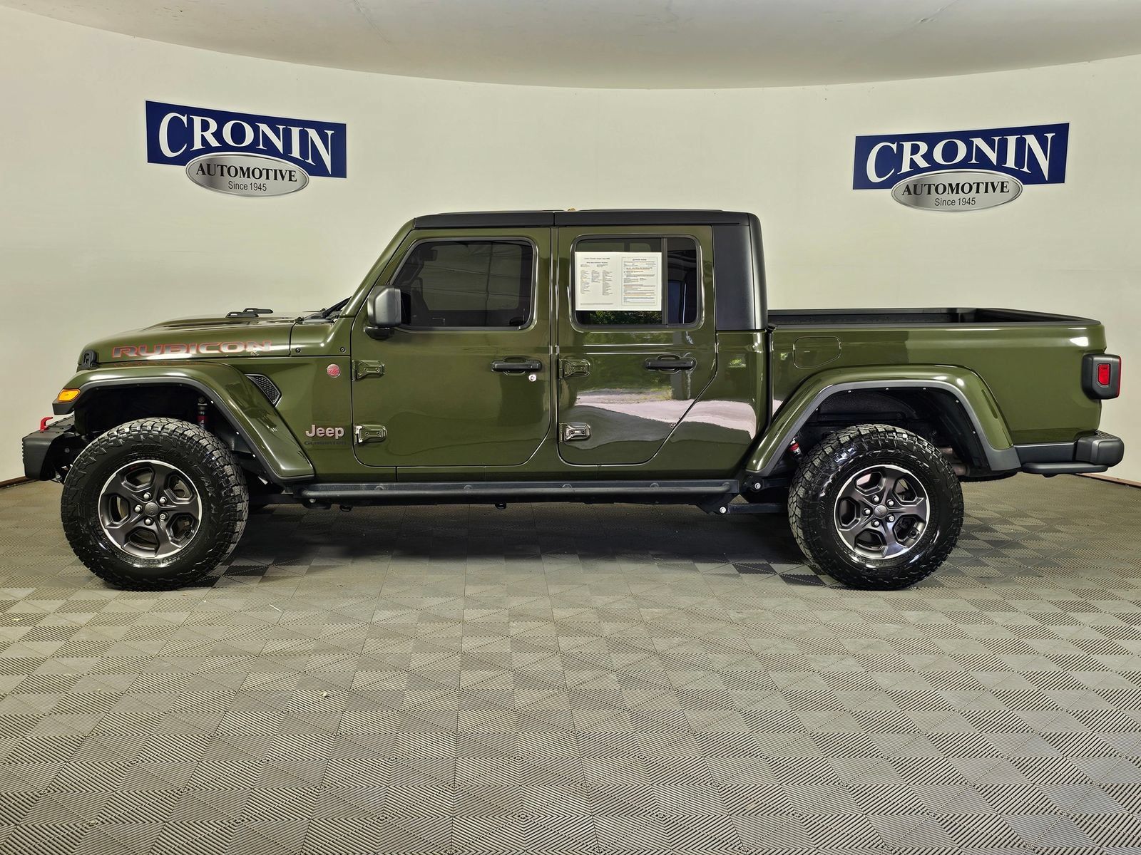 Used 2022 Jeep Gladiator Rubicon w/ Trailer Tow Package AWD/4WD image 38