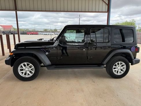 Used 2023 Jeep Wrangler Unlimited Sport AWD/4WD image 4