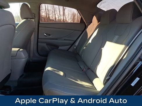 Used 2022 Hyundai Elantra SEL w/ Cargo Package image 13
