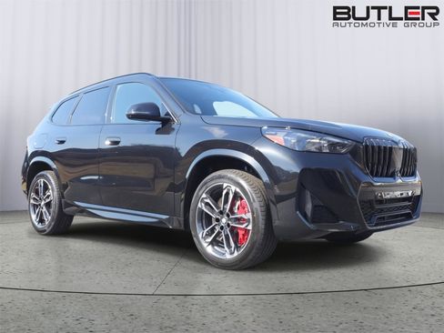 New 2026 BMW X1 xDrive28i w/ Technology Package AWD/4WD image 3