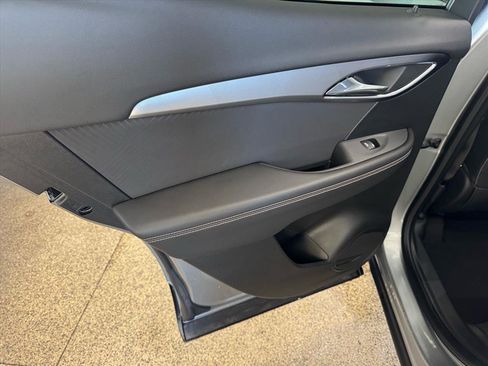 Used 2025 Buick Envision Sport Touring image 9